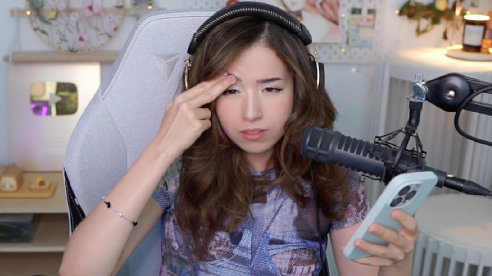 Pokimane looking befuddled.