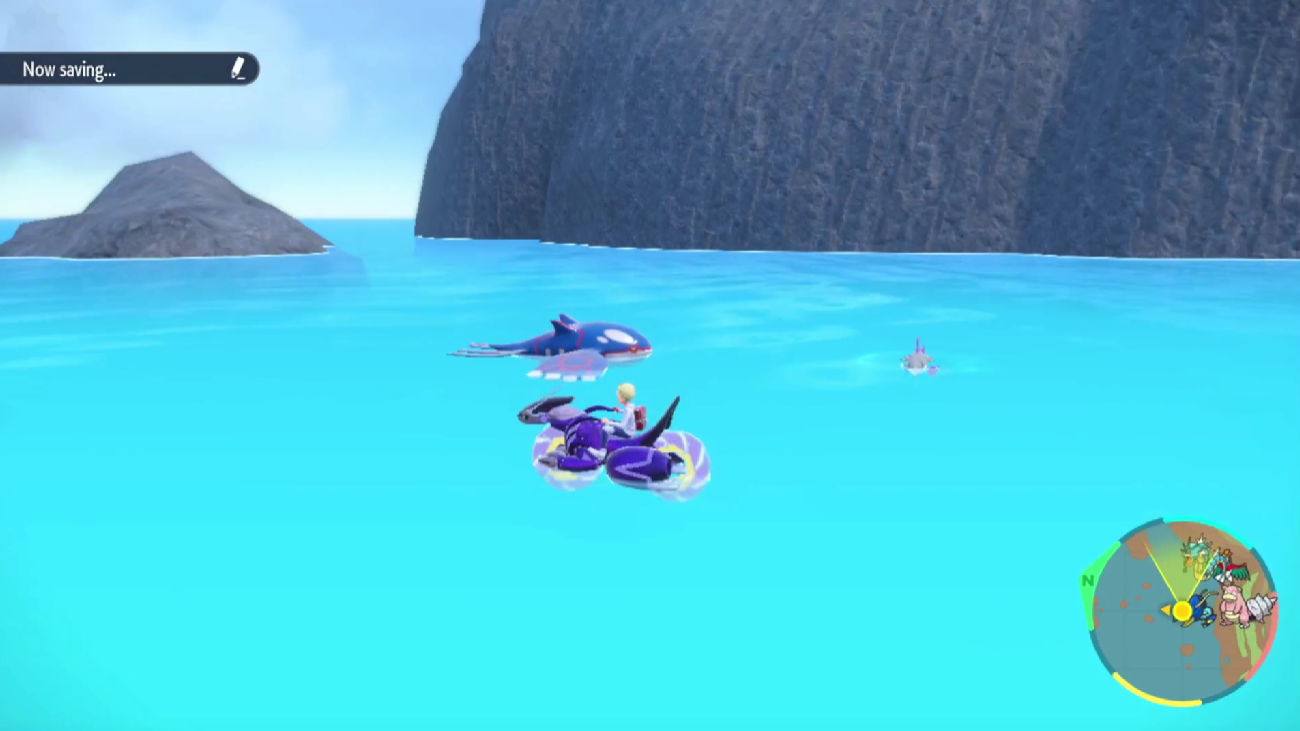 Kyogre swimming in Pokémon Scarlet and Violet