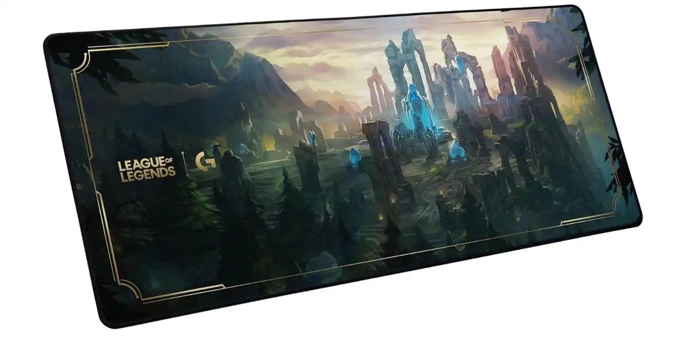 Summoner's Rift-inspired Mouse Pad.