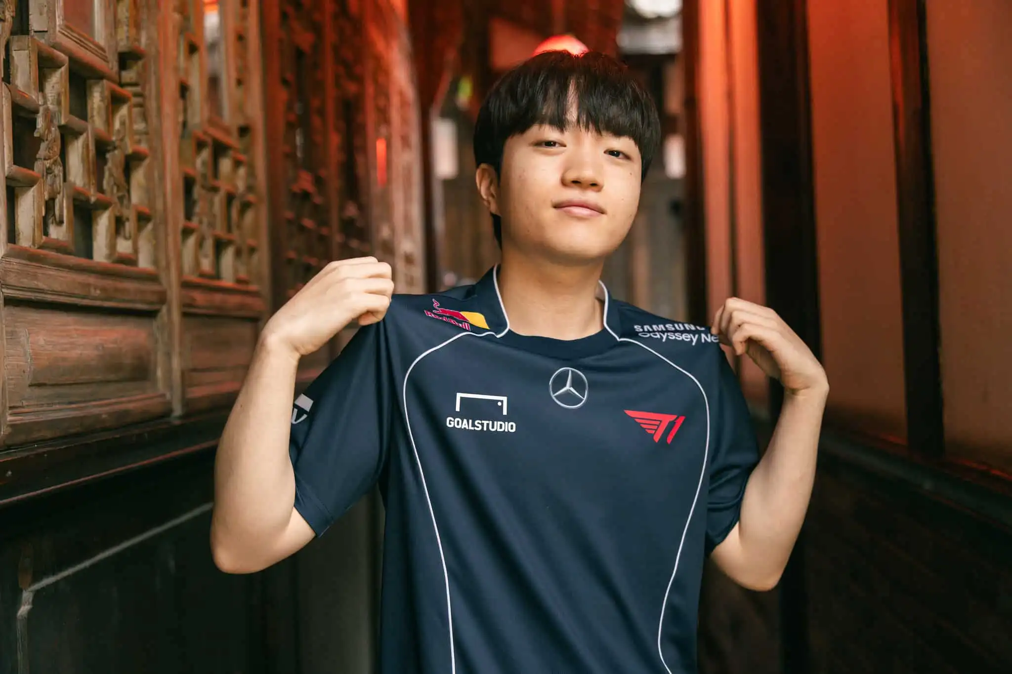 MSI 2024 で T1 が LoL 史上最速の国際ベストオブ 3 で FlyQuest を破る