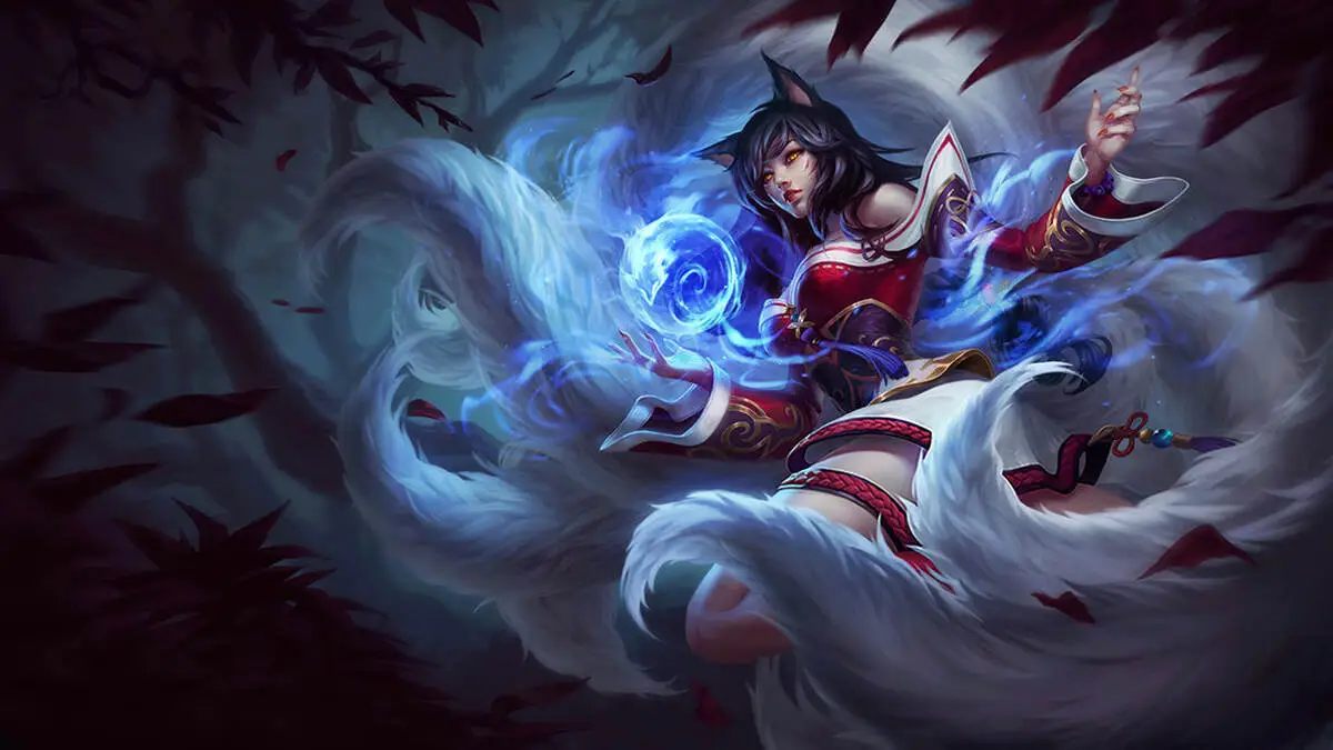 Ahri classic league of legends splash art.