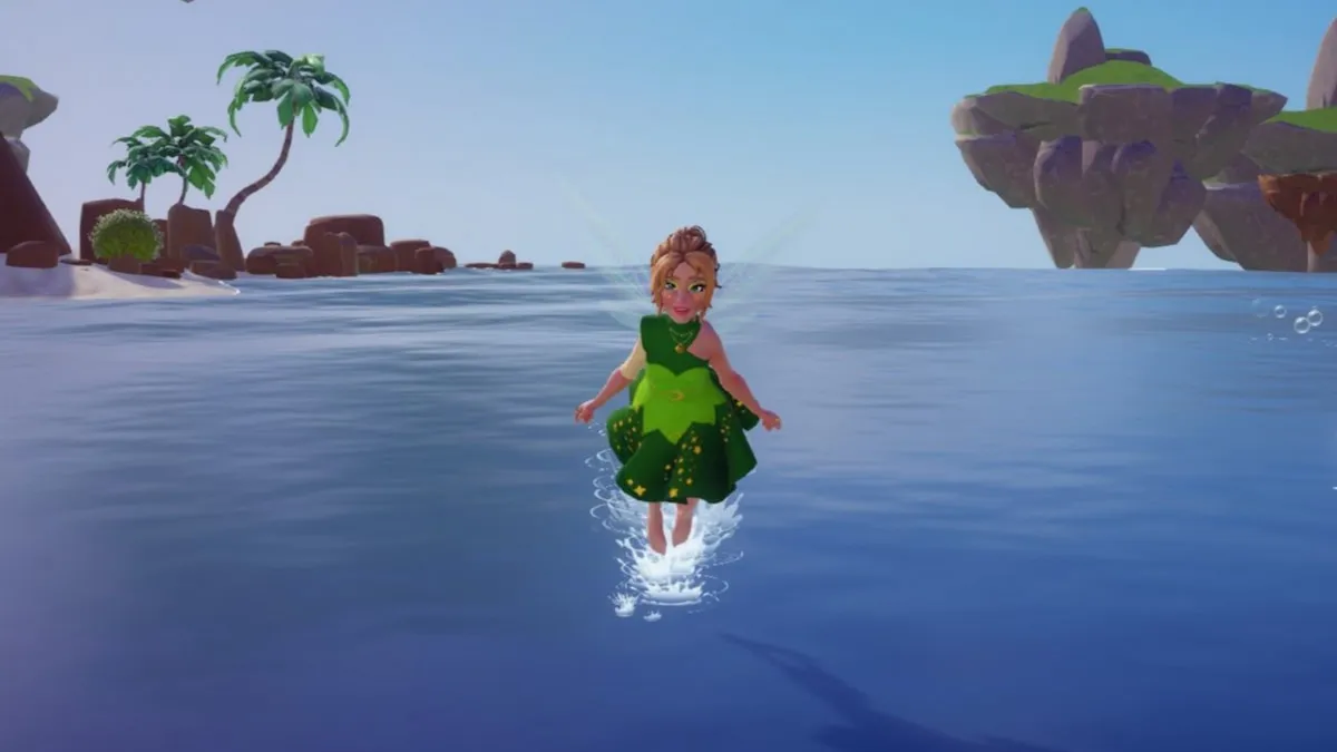 A player dressed as Tinker Bell flying in Disney Dreamlight Valley.