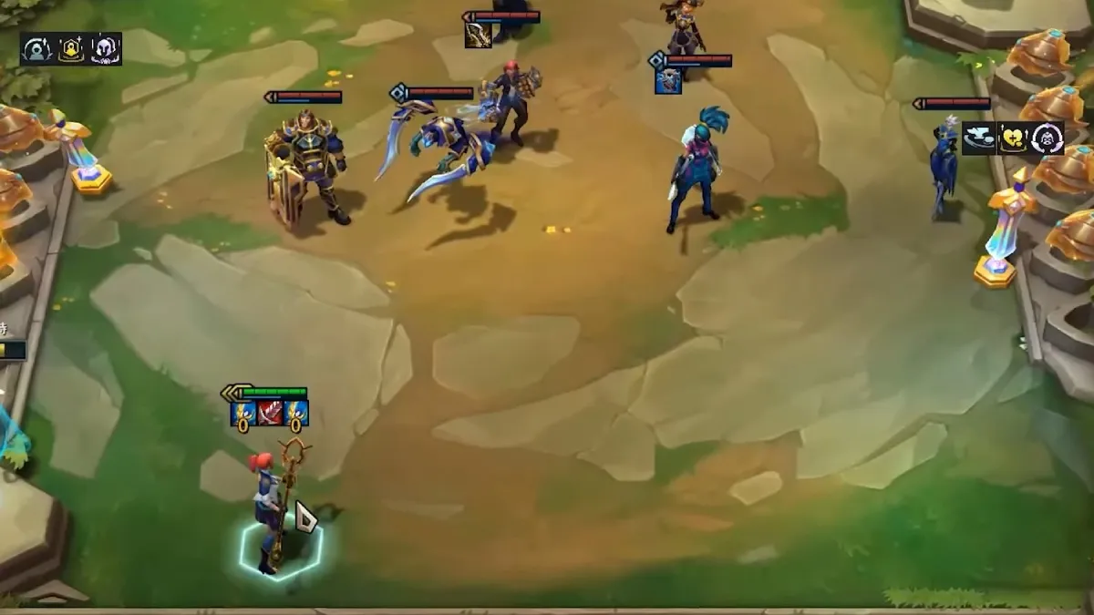 TFT lux lone warrior 1v9 on the board vs enemies