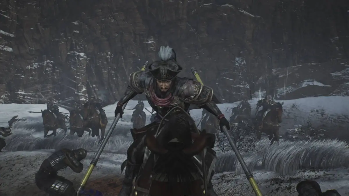 Dynasty Warriors Origins Lu Bu Hulao Gate: Zhang Liao and his cavalry unit charging near a cliff.