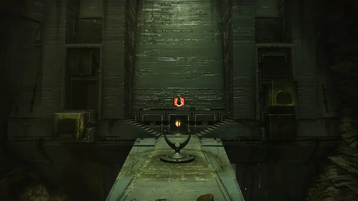 A room with the Worm glyph in the Sundered Doctrine dungeon. There's an opening to the left of the glyph.